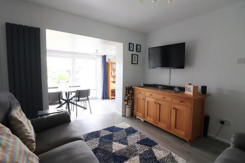 2 bedroom bungalow for sale, Luton LU3