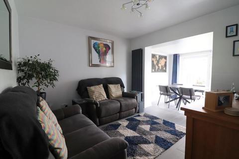 2 bedroom bungalow for sale, Luton LU3
