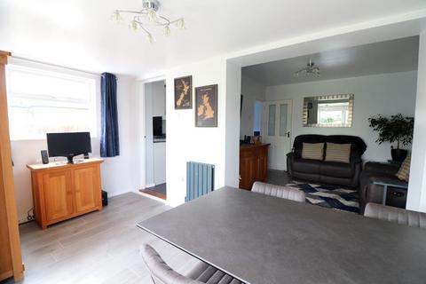 2 bedroom bungalow for sale, Luton LU3