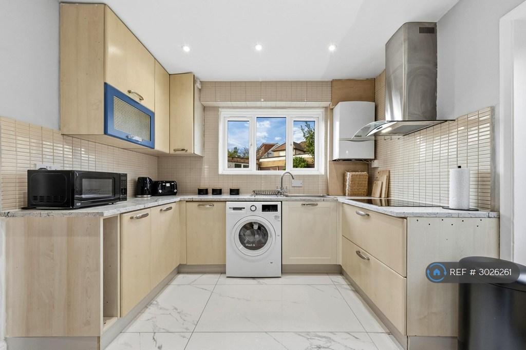 House in London - View 4