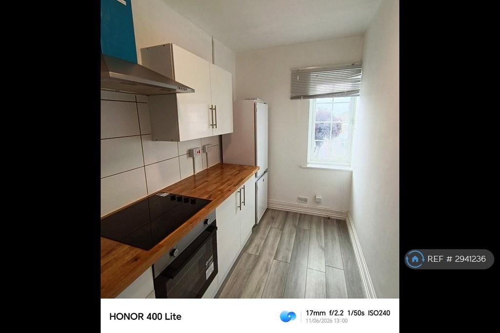 Apartment in London - View 2