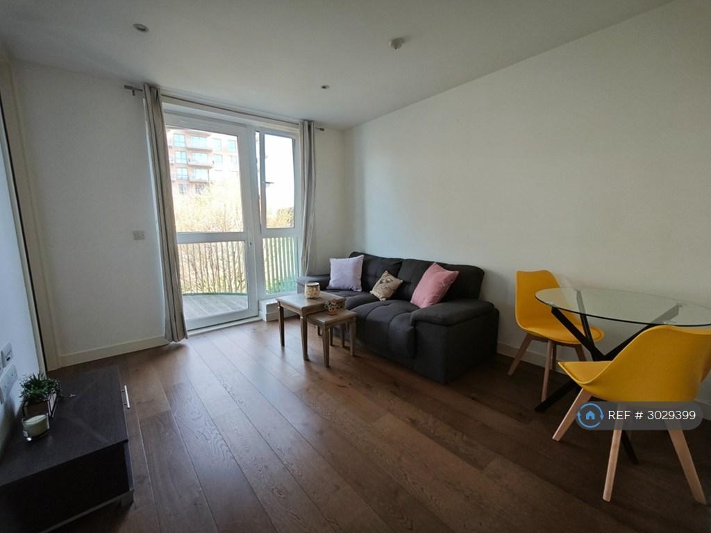 Apartment in London, Royal Borough of Greenwich - More
