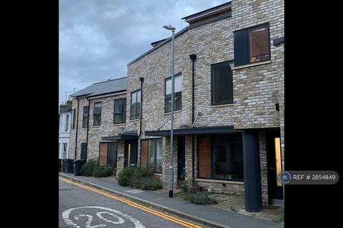1 bedroom flat to rent, Rickard House, Cambridge, CB4