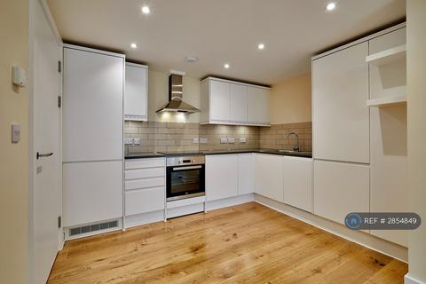 1 bedroom flat to rent, Rickard House, Cambridge, CB4