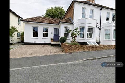 1 bedroom maisonette to rent, High Path Road, Guildford, GU1