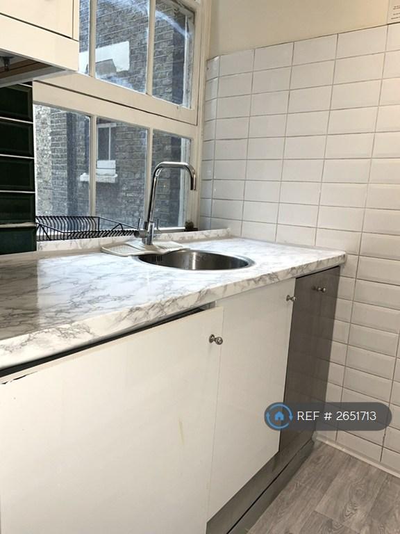 Apartment in London - More