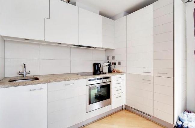 Apartment in London - View 2