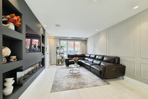 4 bedroom house for sale, Berwick Road, Borehamwood, WD6