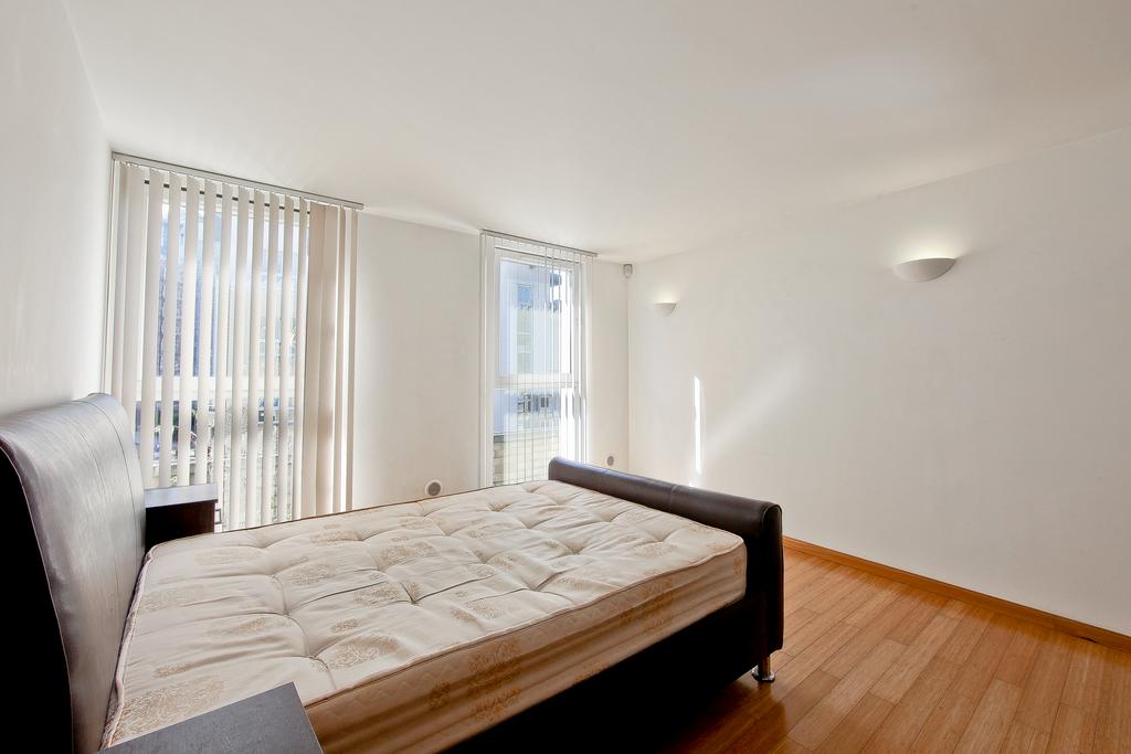 Apartment in London, Millwall, Isle of Dogs - View 4
