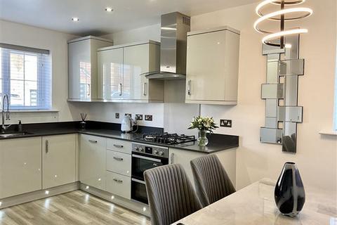 3 bedroom detached house for sale, Fairfields Way, Aston, Sheffield, S26 2HB