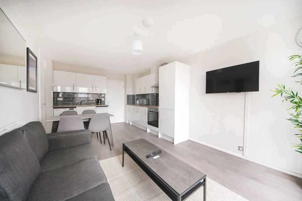 Apartment in London - View 2