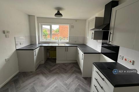 3 bedroom terraced house to rent, Blakemore, Telford, TF3