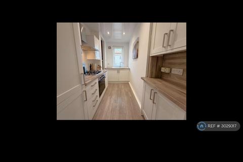 2 bedroom maisonette to rent, Liberton St, Glasgow, G33