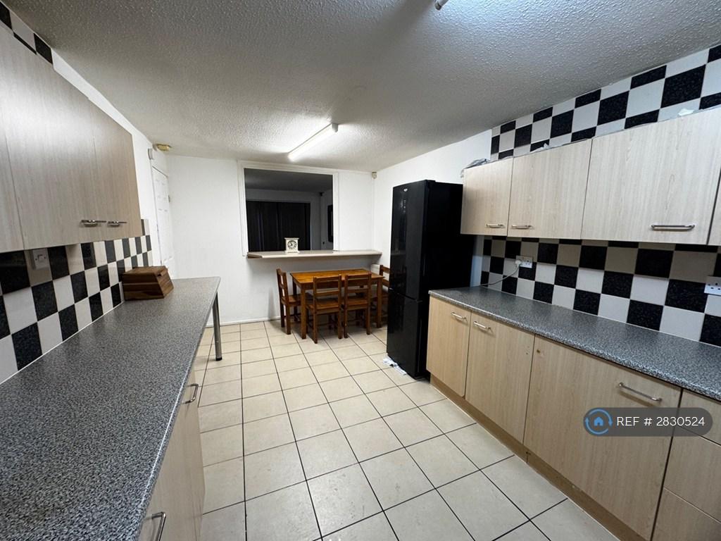 House in Leeds - View 4
