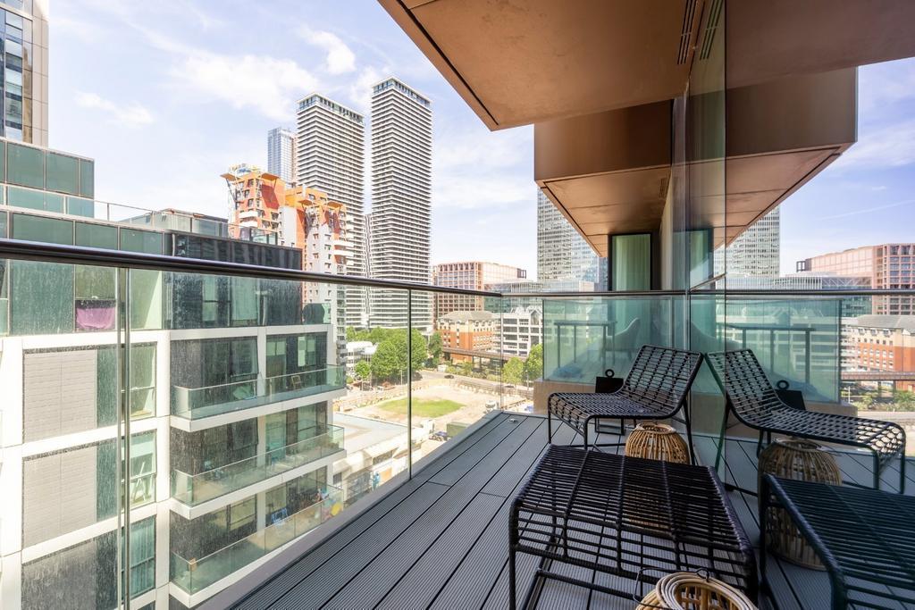 Apartment in London - More
