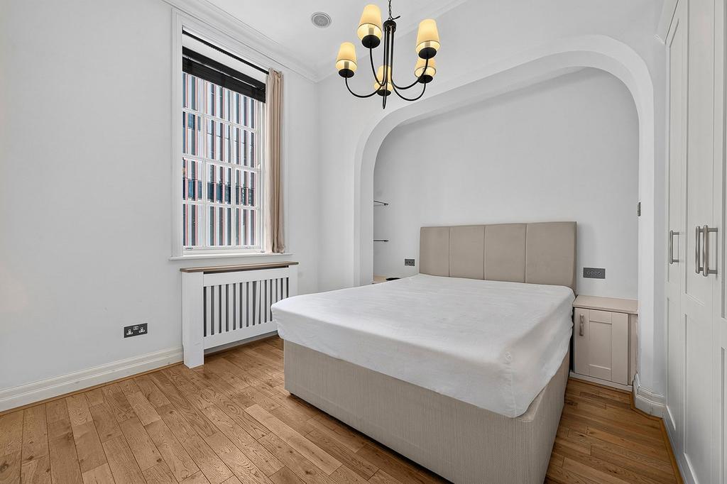 Apartment in London - View 3