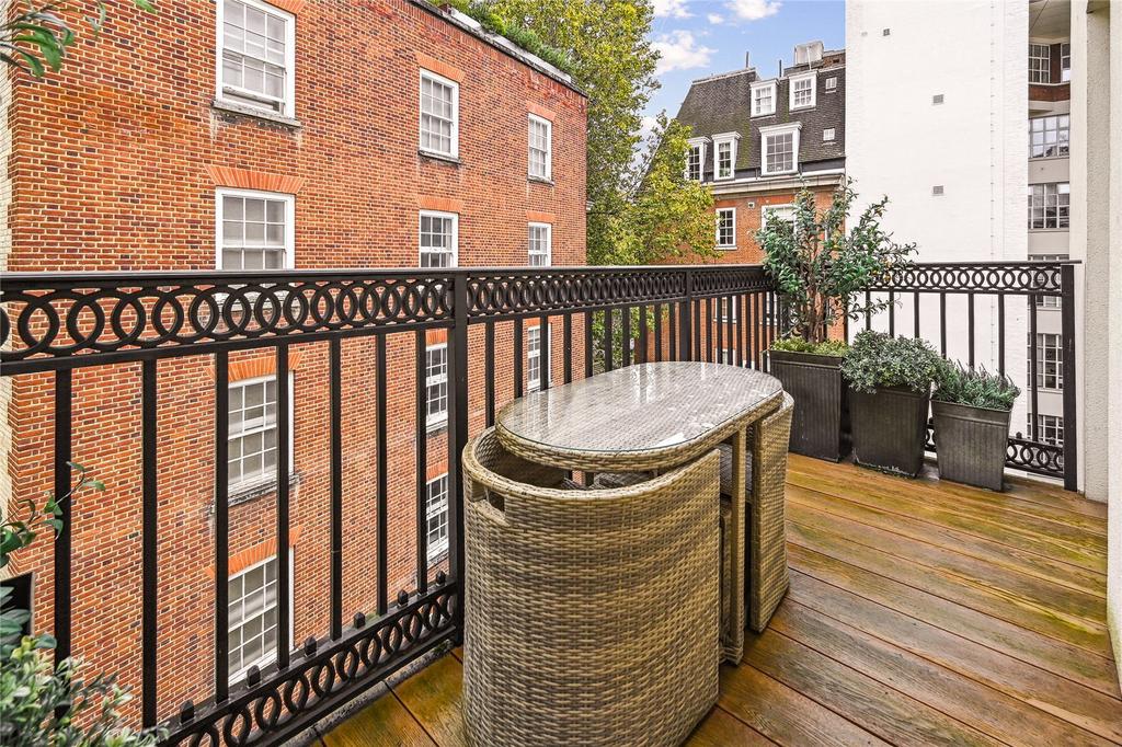 Apartment in London, City of Westminster - More