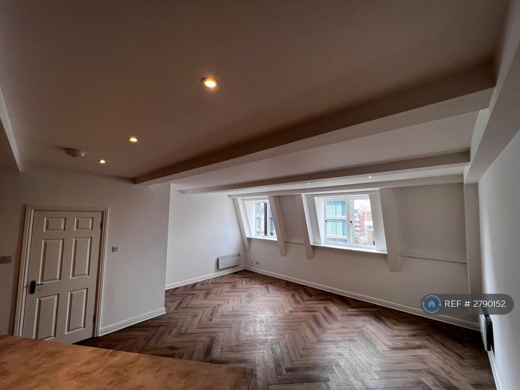 Apartment in Manchester, Petersfield, City Centre - View 3