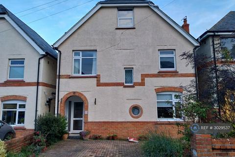 5 bedroom detached house to rent, Clearmount Road, Weymouth, DT4