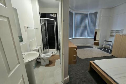 1 bedroom house of multiple occupation to rent, Rocky Lane, Anfield L6