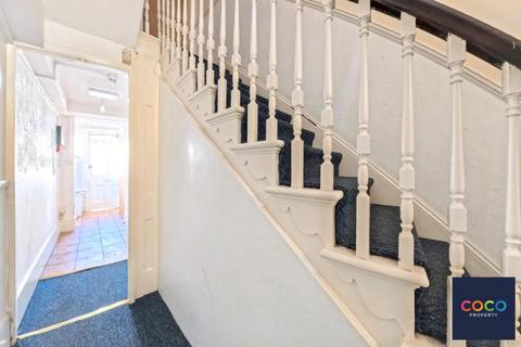 2 bedroom flat for sale, 5 Wyke Road, Dorset DT4