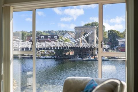 2 bedroom apartment for sale, Riverside, Marlow, Buckinghamshire, SL7
