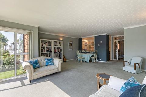 2 bedroom apartment for sale, Riverside, Marlow, Buckinghamshire, SL7