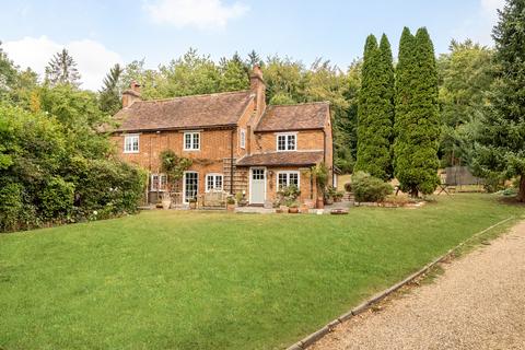 4 bedroom cottage for sale, Sarratt Road, Sarratt, WD3