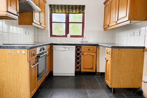 3 bedroom detached house for sale, Lane End, Penley.