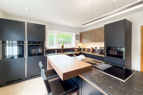 3 bedroom detached house for sale, North Drive, Angmering, BN16