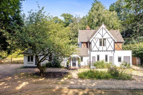 4 bedroom detached house for sale, High Beeches Lane, Handcross