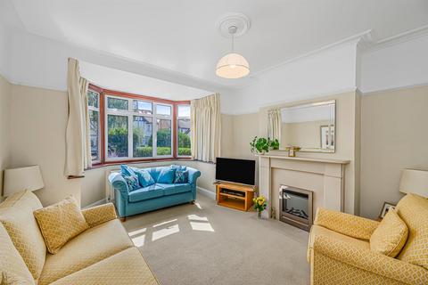 4 bedroom semi-detached house for sale, Underwood Road, Chingford