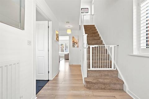 3 bedroom end of terrace house for sale, Shires Way, Rochford, Essex, SS4