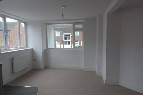 1 bedroom flat to rent, Garrick House, High Street, Peterborough, PE2 8DR