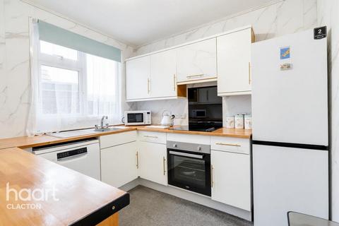 3 bedroom detached bungalow for sale, Broadway, Clacton-On-Sea