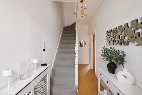 2 bedroom terraced house for sale, Selwyn Avenue, Highams Park, London. E4 9LP