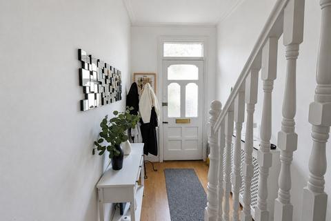 2 bedroom terraced house for sale, Selwyn Avenue, Highams Park, London. E4 9LP