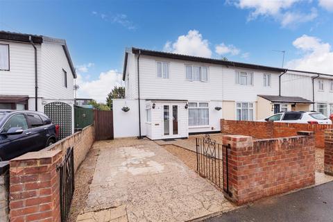 3 bedroom semi-detached house for sale, Frenchum Gardens, Cippenham