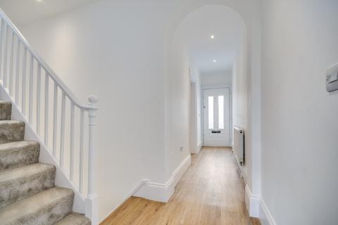 4 bedroom semi-detached house for sale, Mildmay Road, Old Moulsham, Chelmsford