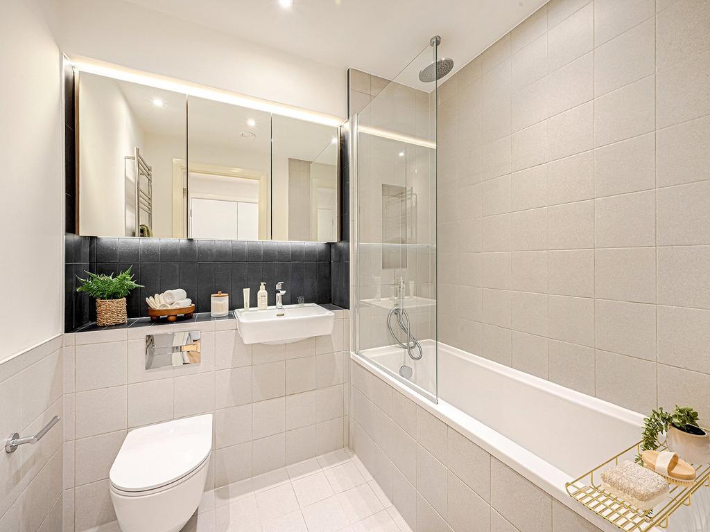 Apartment in London - View 3
