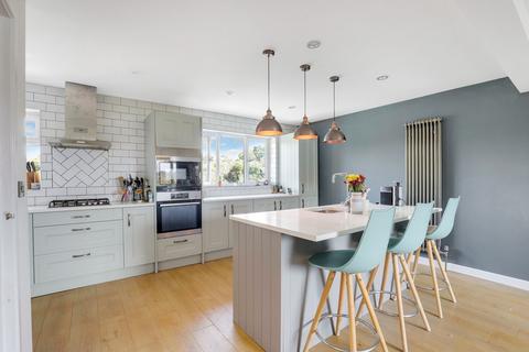 3 bedroom terraced house for sale, Aaron Close, Nottingham NG11