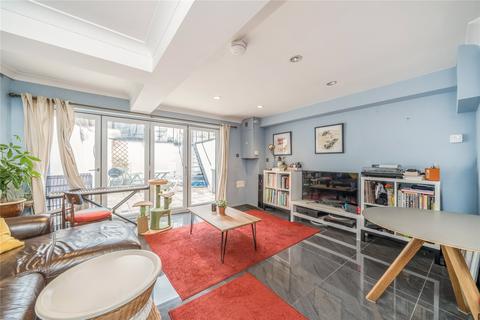1 bedroom flat for sale, Median Road, London, E5
