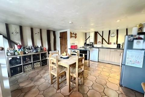 4 bedroom barn conversion to rent, Camps Road, SAFFRON WALDEN, CB10