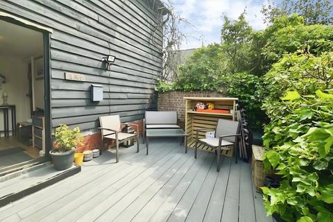 4 bedroom barn conversion to rent, Camps Road, SAFFRON WALDEN, CB10