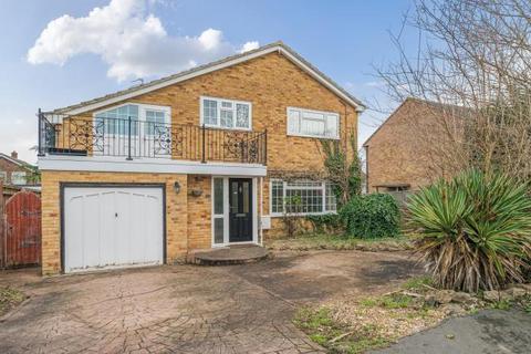 4 bedroom detached house to rent, Masefield Crescent, Abingdon, OX14