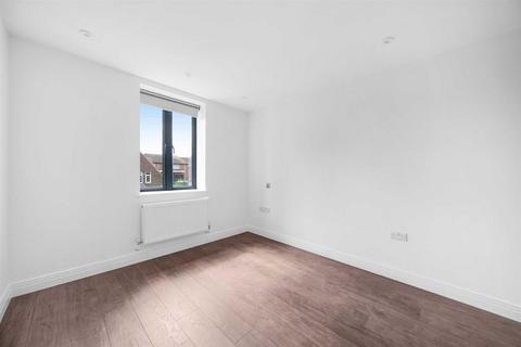 2 bedroom apartment to rent, Quilters Court, Ruislip HA4