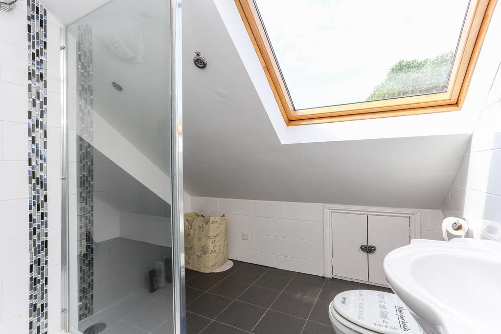 House in London, Hanwell - View 4