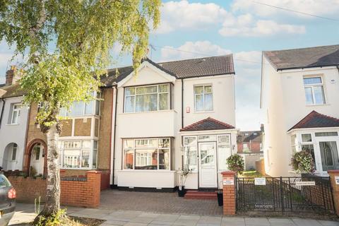 4 bedroom end of terrace house for sale, Ranelagh Road, SOUTHALL, UB1 1DJ