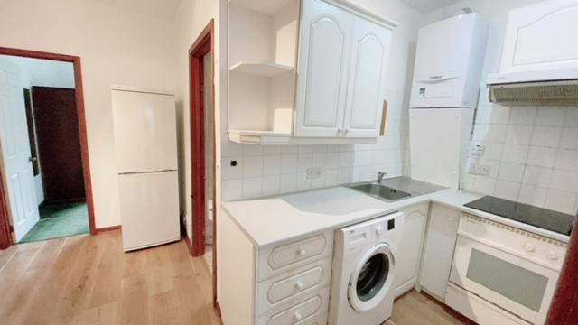 Apartment in London - View 4