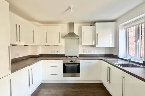 3 bedroom semi-detached house for sale, Gracelands Drive, Bexhill-on-Sea, TN39
